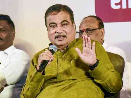 Name one car affected by E20 petrol: Nitin Gadkari