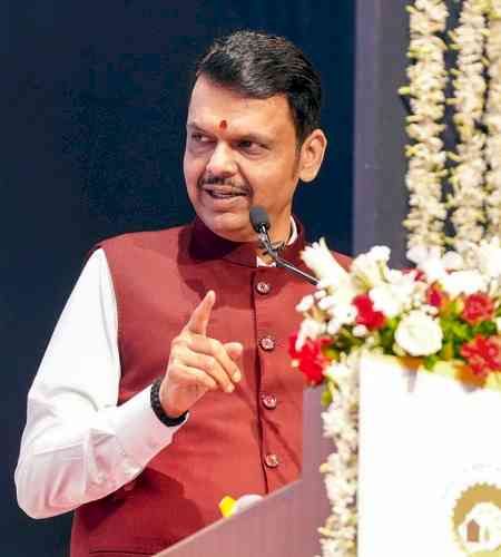 Maha CM orders probe into Jalgaon Jamod missing woman case