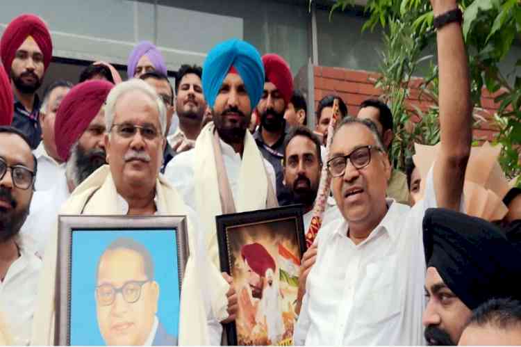 Dewan Felicitates Raja Warring, Predicts AAP Rout in Punjab 2027
