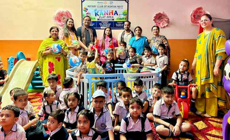 रोटरी क्लब ऑफ रोहतक नेक्स्ट द्वारा गार्गी शिशु वाटिका में कान्हा प्ले एरिया स्थापित