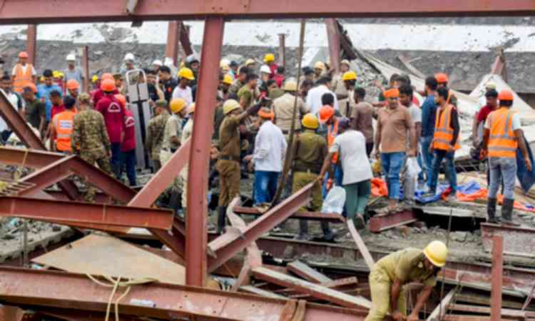 KMC probe flags procedural lapses in Taratala warehouse collapse case
