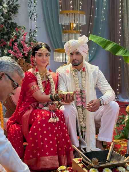 Sonakshi Batra talks about exploring Maharashtrian culture through Jagadhatri’s wedding track
