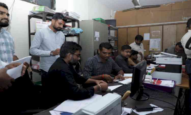 Gujarat: 72-hour recovery drive begins in Surat, over 9,100 flood-hit families surveyed