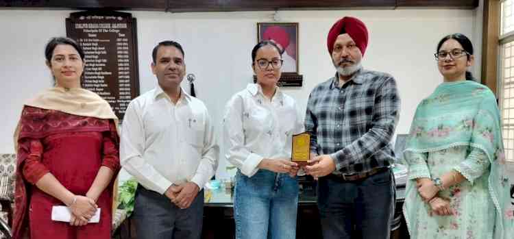 Lyallpur Khalsa College Student Excels in Guru Nanak Dev University Examinations