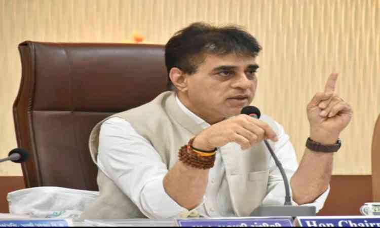 Child deaths linked to Chandipura virus: Gujarat Health Minister