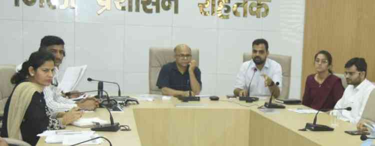 निर्वाचन आयोग के प्रधान सचिव मलय ने की एसआईआर गतिविधियों की समीक्षा, अभियान में तेजी लाने के निर्देश दिए