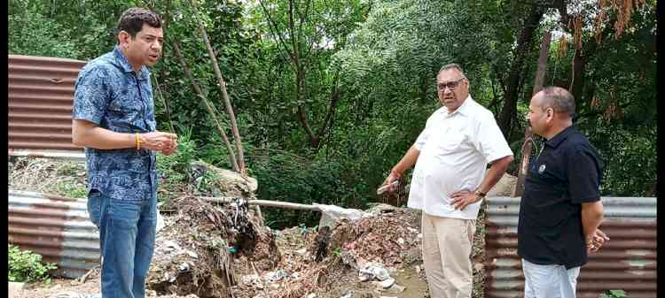 Road cave-ins: Dewan tears into Ludhiana MC, says governance collapse has turned ‘Smart City’ into ‘Hell’