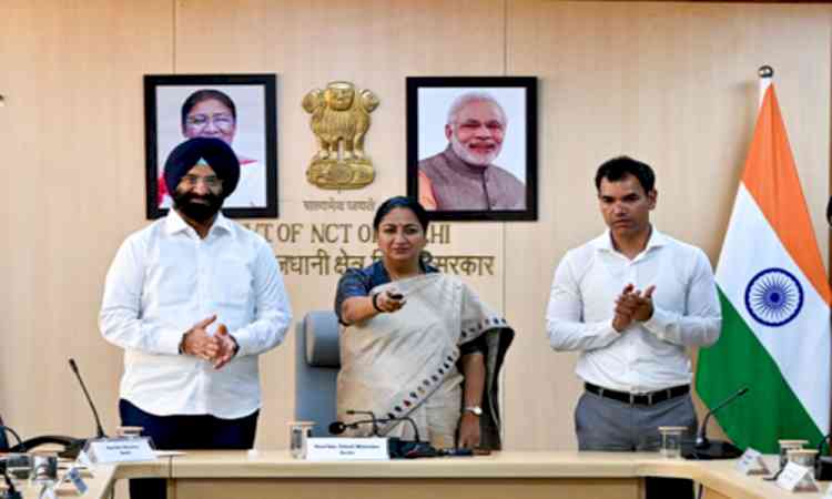 Delhi CM Rekha Gupta unveils portal for AI-based monitoring of dust levels