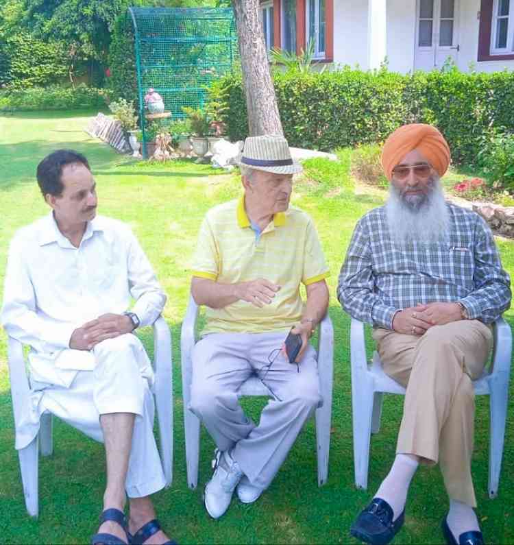 Brahmpura condoles the demise of veteran J&K leader Sheikh Mustafa Kamal