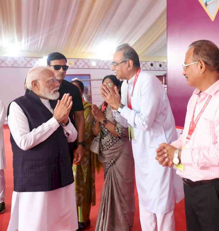 PM Modi interacts with Tandon