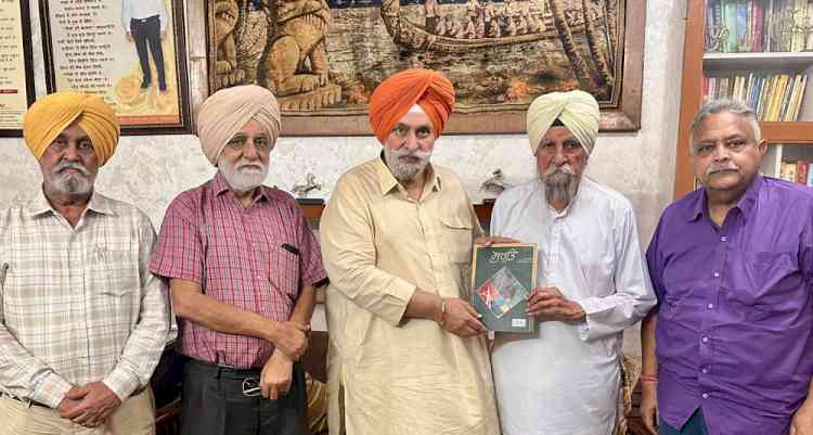 ਸੁਰਤਿ ਦਾ ਵਰਖਾ ਰੁੱਤ ਅੰਕ ਡਾ. ਸ ਸ ਜੌਹਲ ਵੱਲੋਂ ਲੁਧਿਆਣਾ ਵਿੱਚ ਲੋਕ ਅਰਪਣ