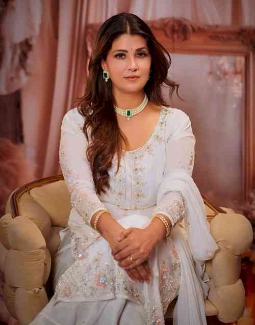 Rashmi Arya Begins Her Musical Journey with 'Shiv Shambhu Shankara'