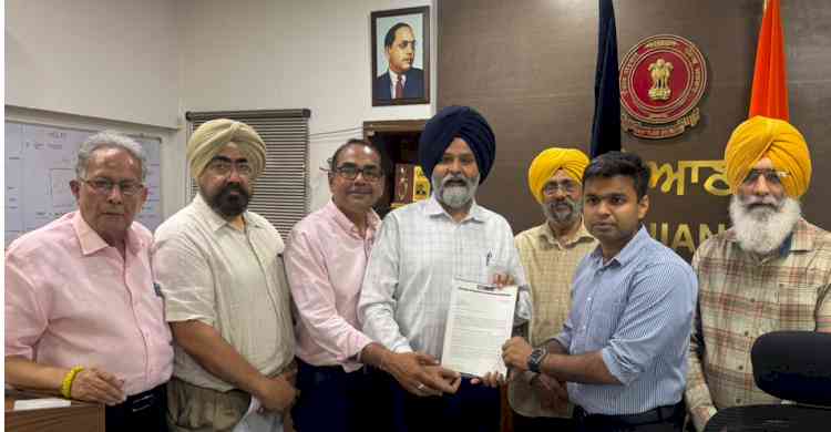 FICO Submits Memorandum to Deputy Commissioner Ludhiana for Immediate Resolution of Industrial Issues