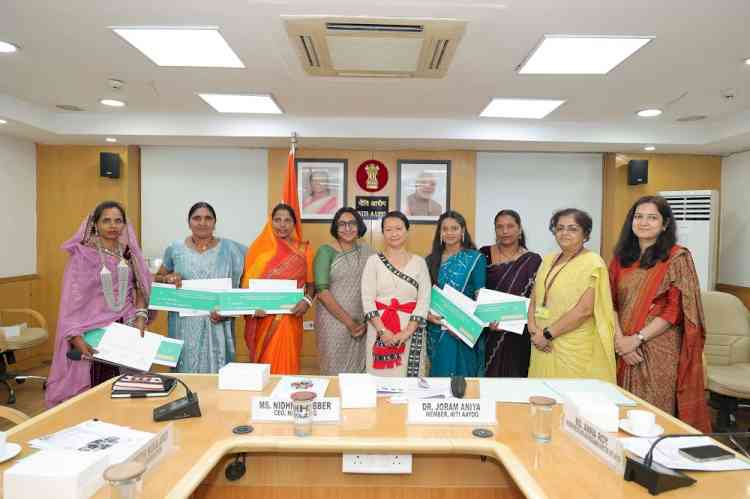 Growing role of women-led kirana stores: Five women entrepreneurs from Madhya Pradesh felicitated by NITI Aayog and Reliance Foundation