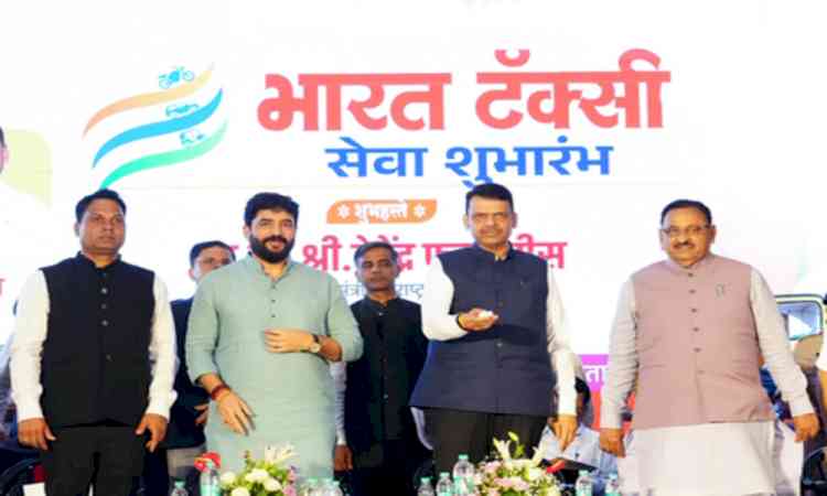 CM Fadnavis, MoS Mohol launch Bharat Taxi in Maha