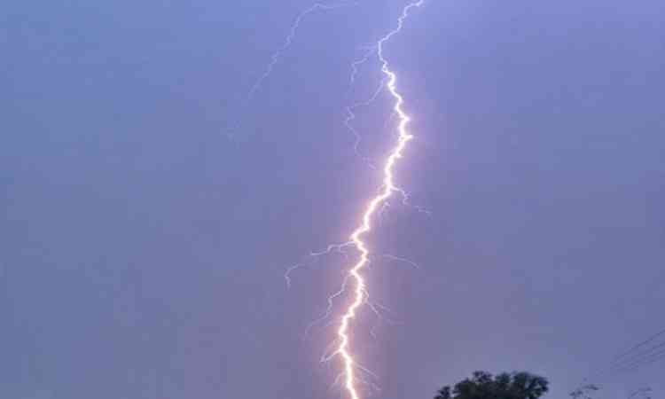 Four killed, two women critically injured in lightning strike in Bihar's Nawada