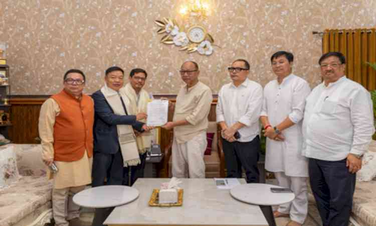 Manipur, Meghalaya CMs discuss inter-state cooperation