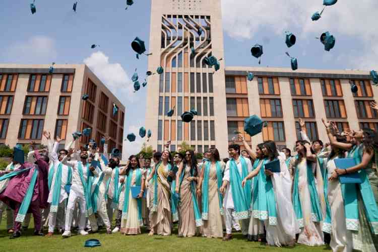 Plaksha University Hosts 2nd Convocation; Governor Gulab Chand Kataria and Former President Ram Nath Kovind Address Graduates