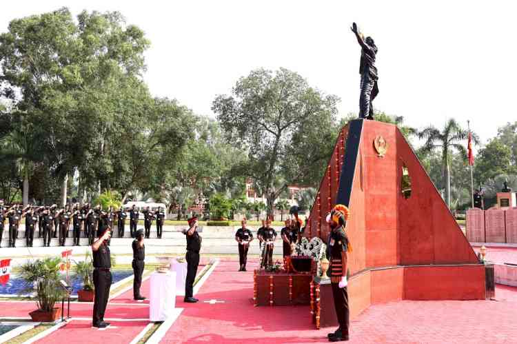 Vajra Corps honours valour and sacrifice on the 27th Anniversary of Kargil Vijay Diwas