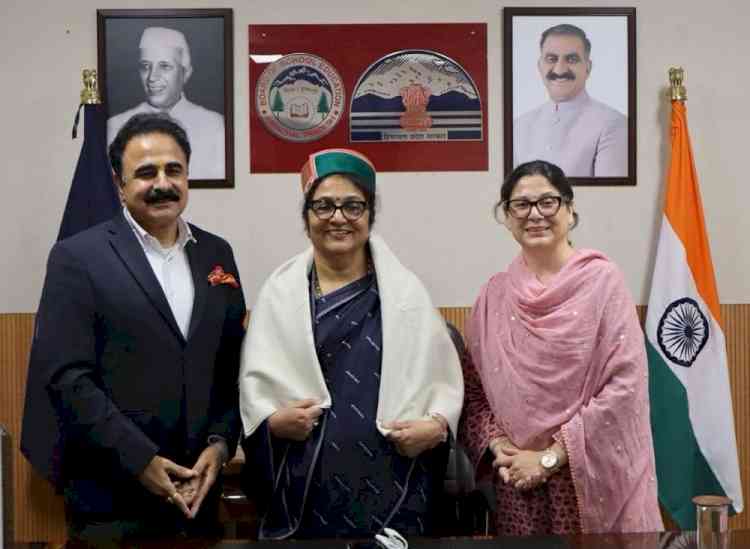 Rajni Patil Visits HPBOSE Headquarters, Reviews Education Reforms