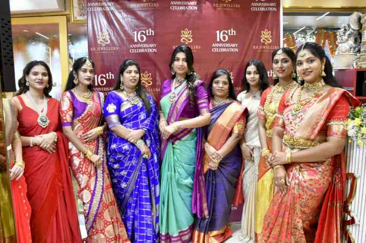 RR Jewellers Celebrates 16 Years of Excellence with Launch of 2026 Festival Collection
