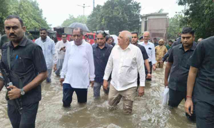 Gujarat announces financial relief package for rain-hit traders in Ahmedabad