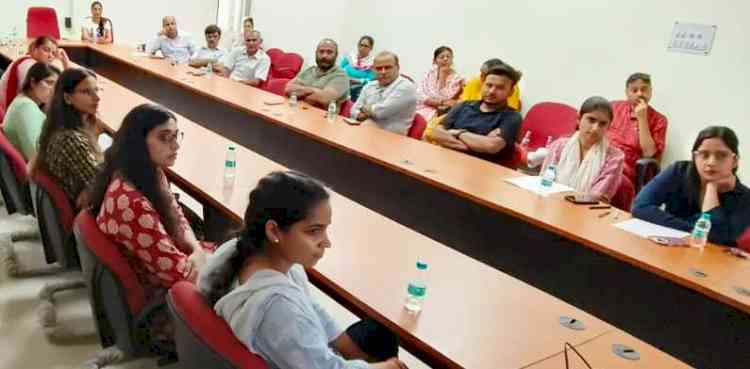 एमडीयू में ब्लड, बग्स एंड बायोलॉजीः डिकोडिंग द एजिंग एक्सिस विषय पर व्याख्यान आयोजित