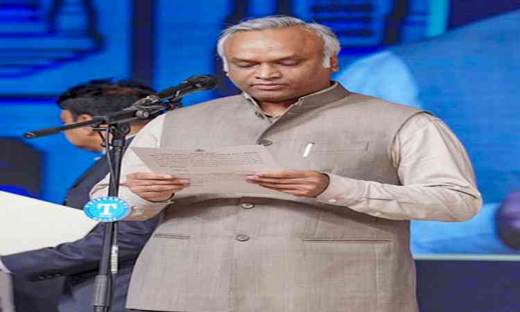 Priyank Kharge invites BJP's ire over remarks on Veer Savarkar