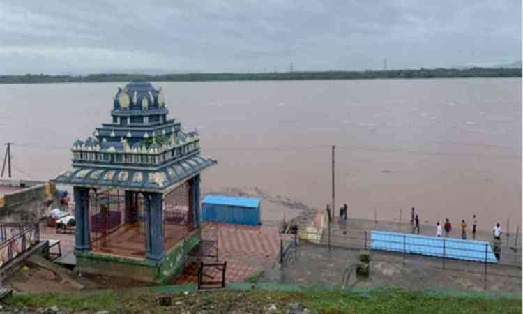 Godavari River crosses second danger mark at Telangana's Bhadrachalam