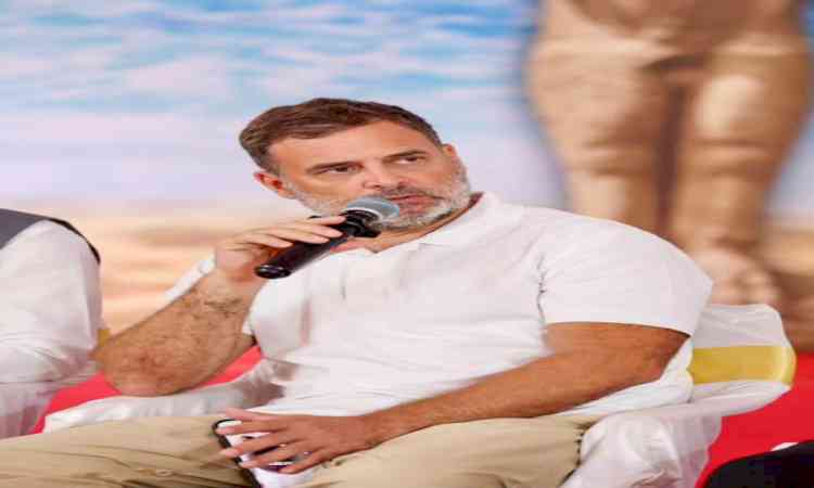 Rahul Gandhi seeks apology from Centre over exam issues