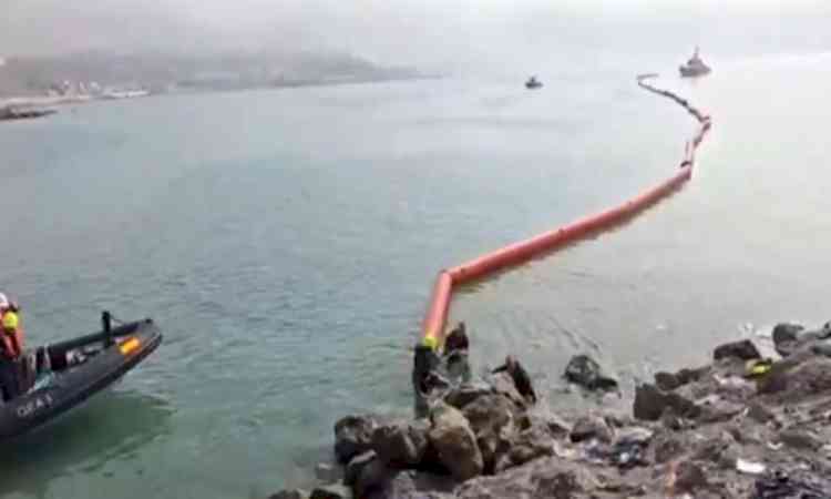 Spain fully deploys sea barrier as death toll of Ceuta migrant crisis rises