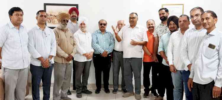 ‘Har Booth Congress Mazboot’ Campaign: Preparatory meeting held under leadership of Dewan