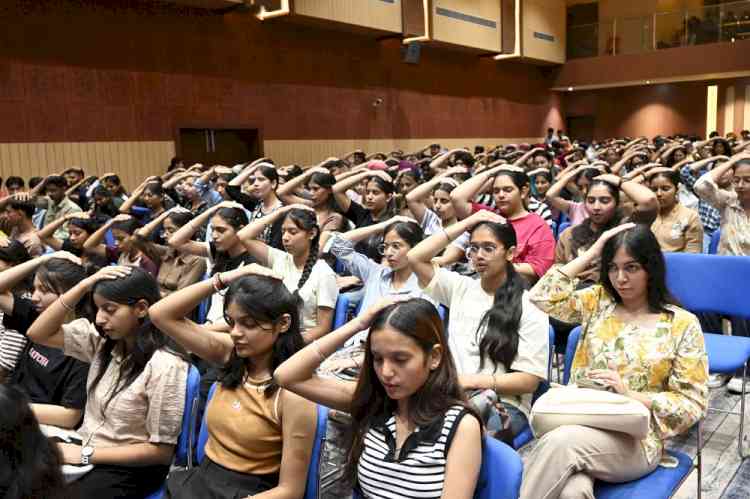 DAV University Organises Inspiring Sessions on Digital Mindfulness, Disaster Management, NSS and Armed Forces During Deeksharambh 2026 Day-2