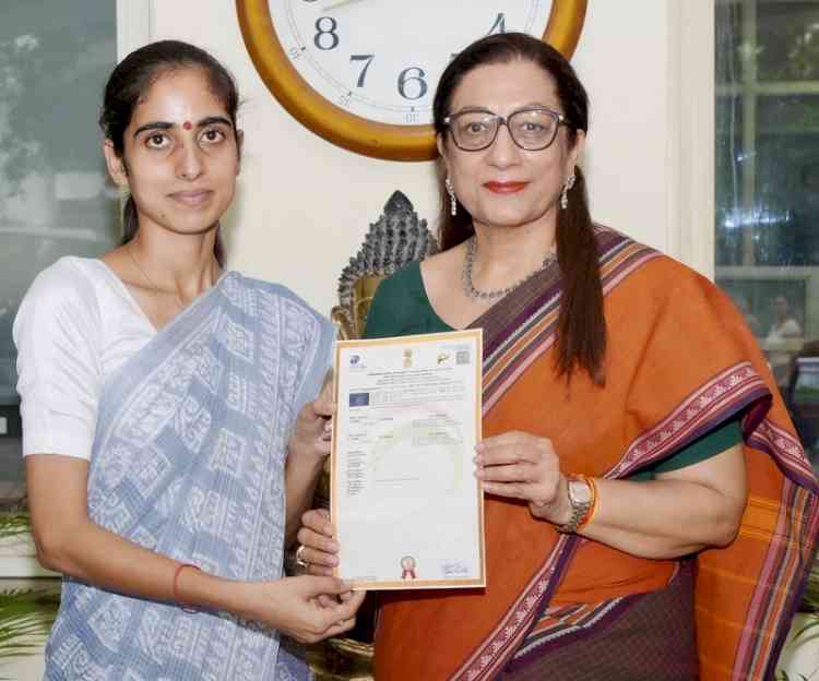 KMV Faculty Member Spardha Jasra Receives Copyright Registration for Original Painting