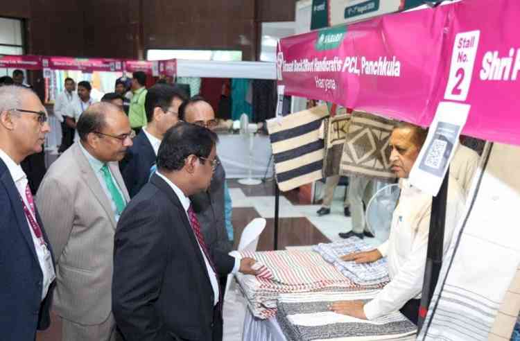 15 Remarkable Weaving Traditions of India Showcase Their Craft in Mumbai 
