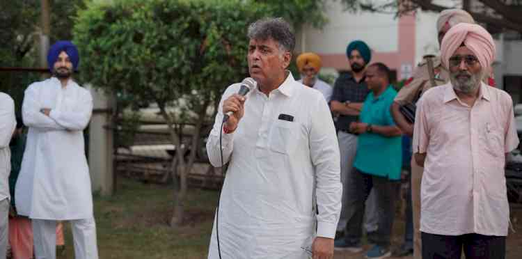 Tewari Inaugurates Sector 63 Park, Urges Legal Safeguards for Senior Citizens