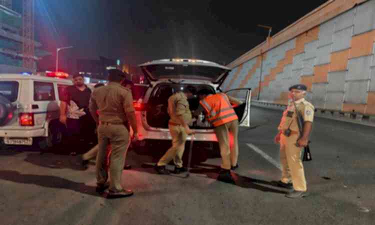 Gujarat: Over 5,000 cough syrup bottles valued at Rs 59.41 lakh seized