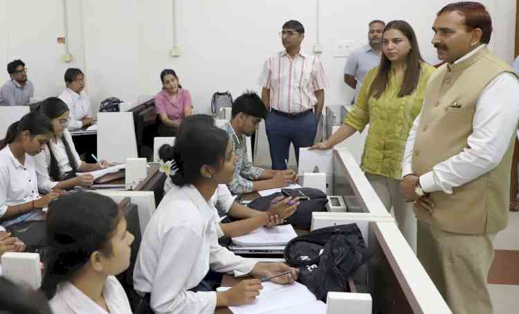 नवप्रवेशी विद्यार्थियों से रूबरू हुए जीजेयू कुलपति प्रो. बिश्नोई