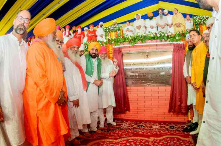 CM Bhagwant Singh Mann Lays Foundation Stone Of Sri Guru Ravidass Ji Bani Adhyayan Centre