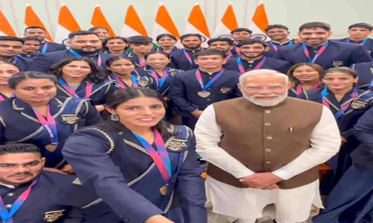 Those who play, will flourish’: PM Modi meets India’s CWG medallists
