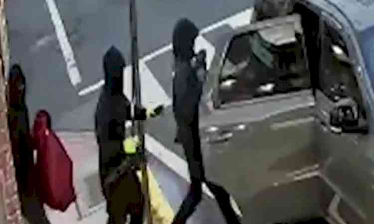 Masked robbers take jewels worth $1 million from US Indian jeweller in 1-minute heist