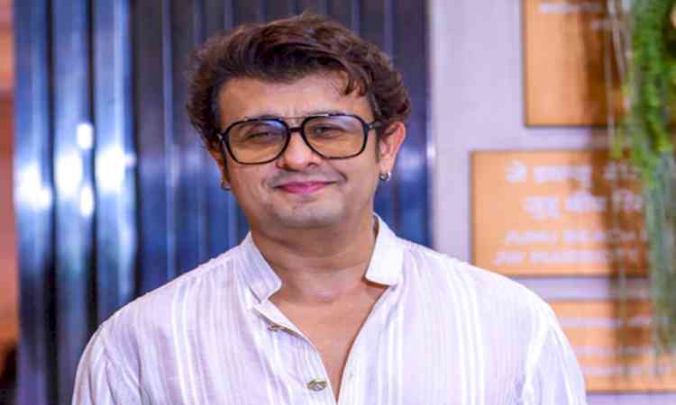 Sonu Nigam on going back to his Haryanvi roots with 'Chunni'