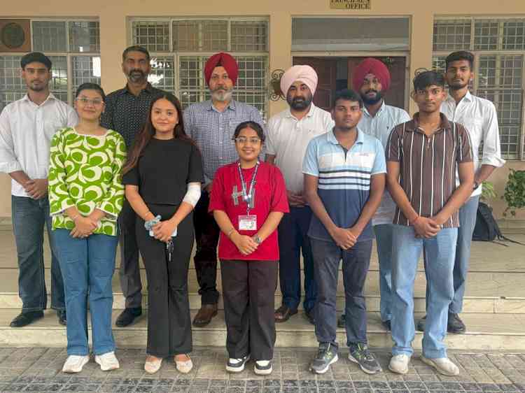 Govt. of India  invites a Student of  Lyallpur Khalsa College as Special Guest on Independence Day Celebrations