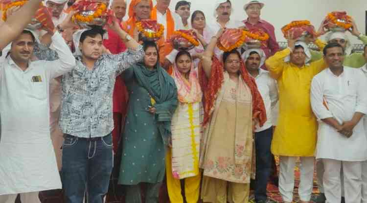 गुरु रविदास समरस संकल्प अभियान की पावन कलश यात्रा रोहतक जिले के 15 मंडलों के लिए रवाना