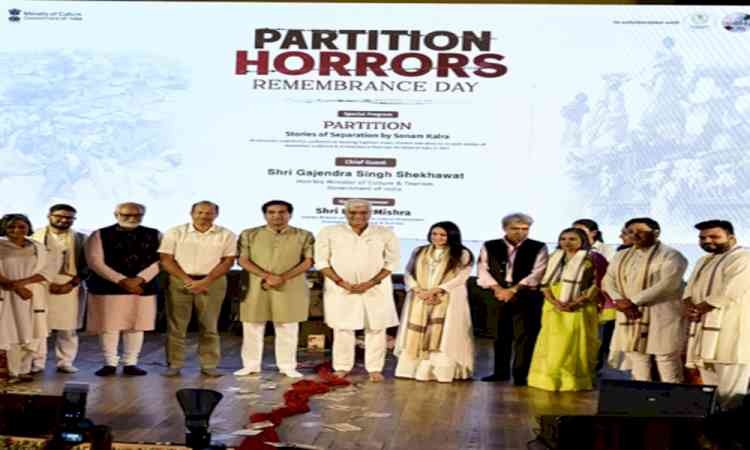 Gajendra Singh Shekhawat, Delhi Minister Kapil Mishra pay tribute to victims of Partition