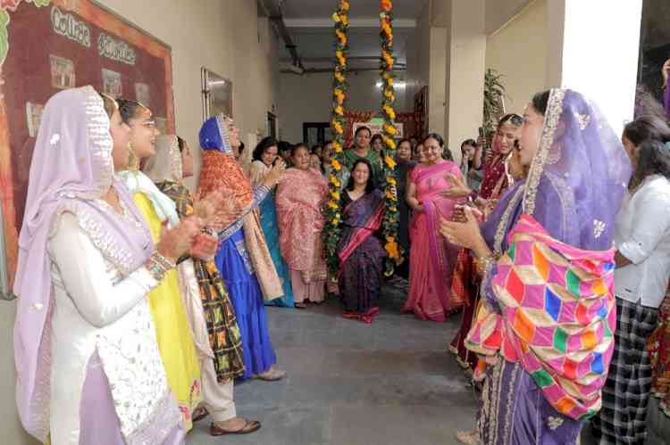 PCM S.D. College for Women Celebrates “Teeyan Da Mela” with Traditional Zeal and Cultural Splendour