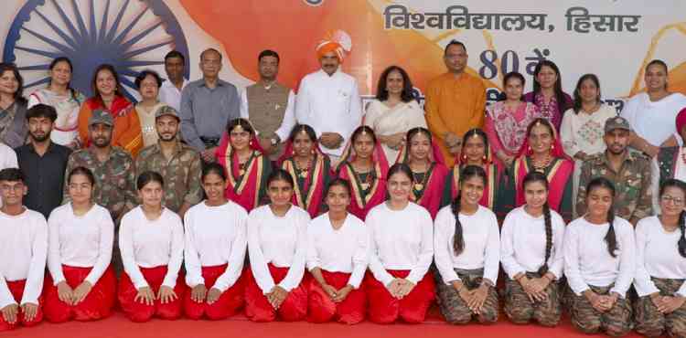 GJU celebrates 80th Independence Day; VC unfurls the Tricolour