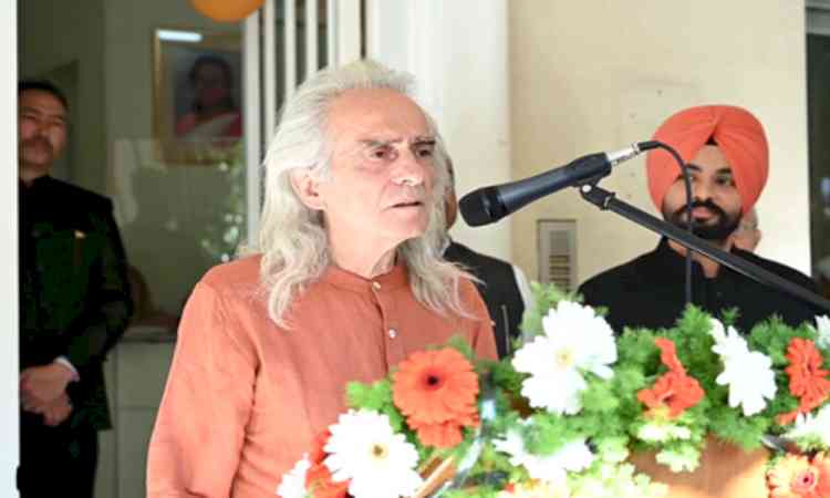 Vande Mataram resonates across world during Suryapath Tiranga's global relay  