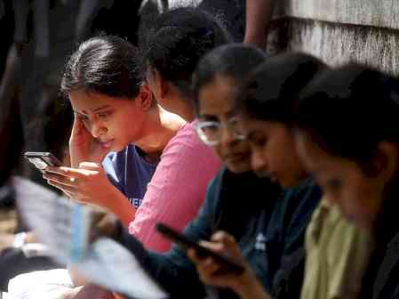 Anti-NEET protests continue across Chennai despite Assembly resolution