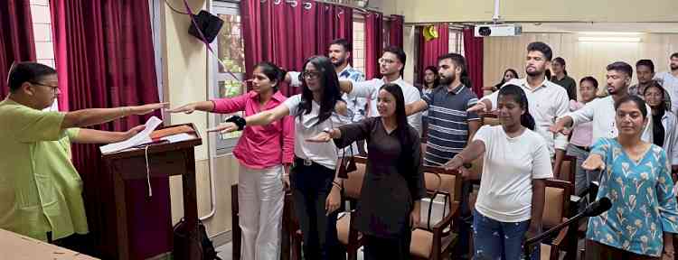 MDU Journalism Department Freshers Take Anti-Ragging Pledge